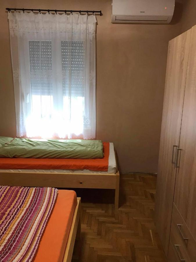 Tahiti Apartman Apartment Hajduszoboszlo Ngoại thất bức ảnh
