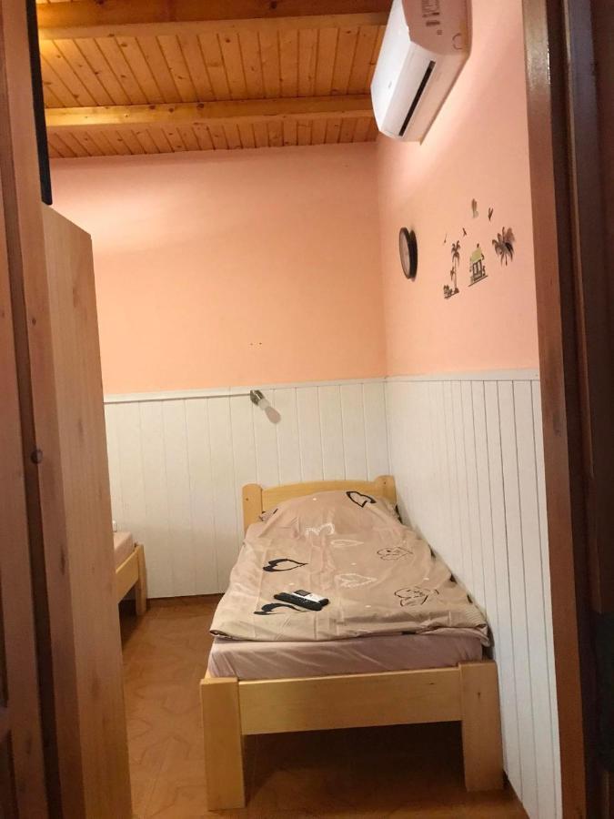Tahiti Apartman Apartment Hajduszoboszlo Ngoại thất bức ảnh