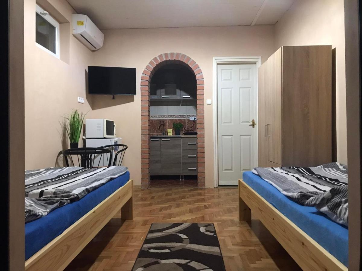 Tahiti Apartman Apartment Hajduszoboszlo Ngoại thất bức ảnh