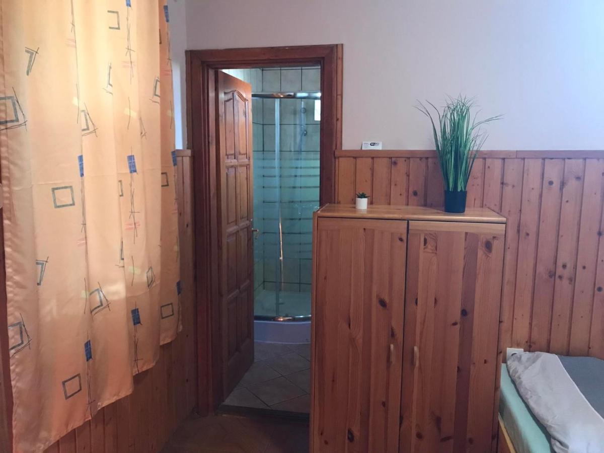 Tahiti Apartman Apartment Hajduszoboszlo Ngoại thất bức ảnh