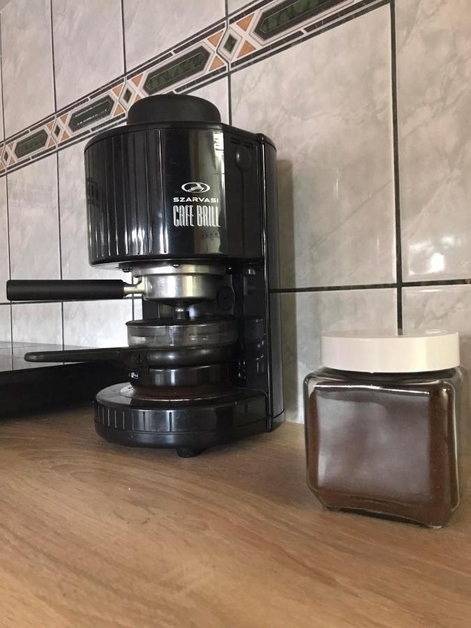 Tahiti Apartman Apartment Hajduszoboszlo Ngoại thất bức ảnh